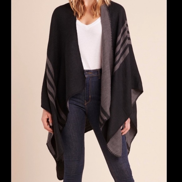 NEW BB Dakota Reversible Poncho - Picture 2 of 4